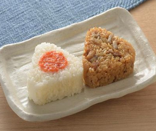 おにぎり2個入り（博多辛子明太子・鶏めし）