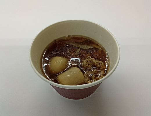 味マルジュウ仕立てのいも煮