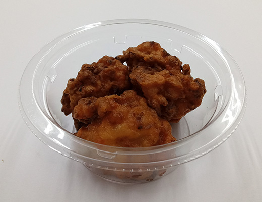 冷たいまま食べるピリ辛いがメンチ