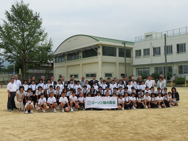 愛媛県四国中央市立豊岡小学校