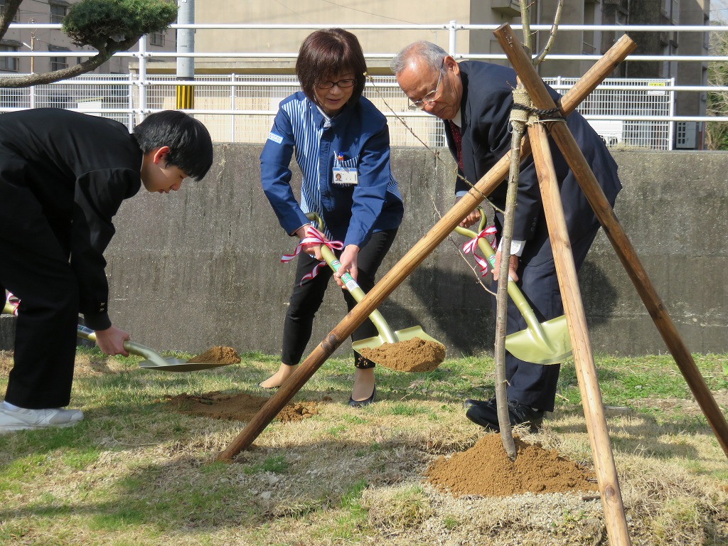 岡山県備前市立備前中学校