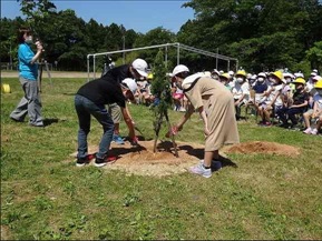 新潟県佐渡市立二宮小学校