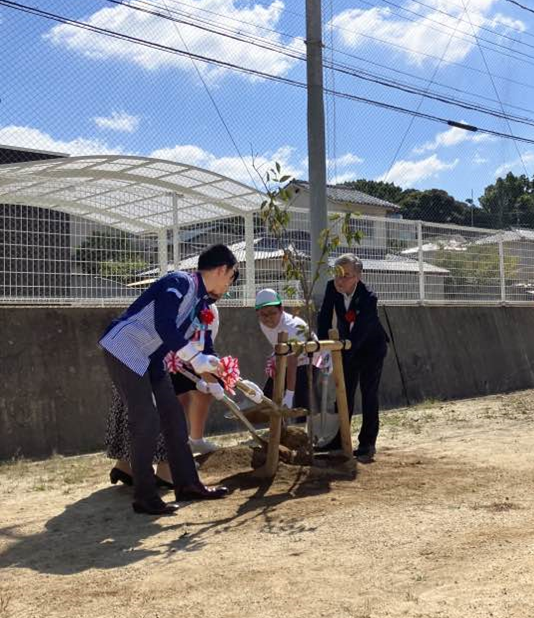 奈良県天理市立柳本小学校