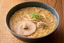 麺屋 彩未監修 札幌味噌らーめん
