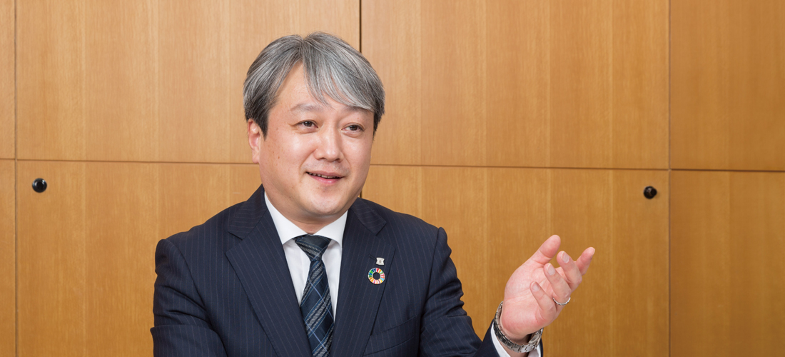 スピード感をもって収益構造の改革を進める 取締役 上級執行役員 CFO 糸長 雅之