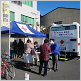 コンビニエンスストアでは初めて店舗の駐車場…