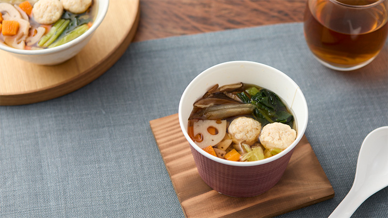 食物繊維が摂れる　鶏つくねと根菜の和風ス―プ