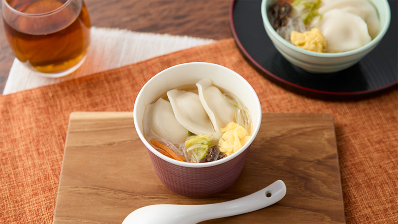 たんぱく質が摂れる　もちもち餃子中華スープ～春雨入り～