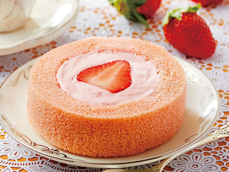 Instagramで あまおう苺のロールケーキ をフォロー いいね しよう ローソン研究所