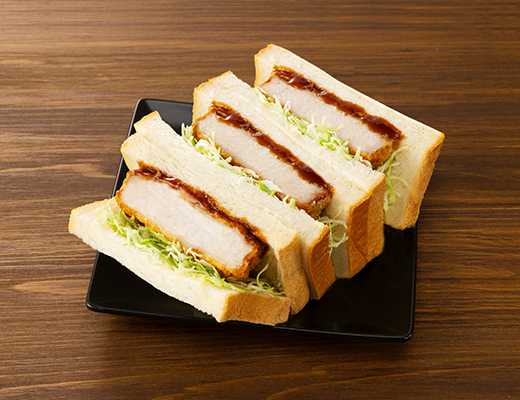 盛りすぎ！厚切りロースカツサンド