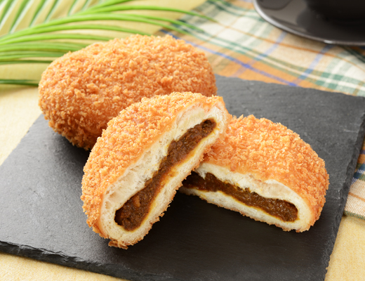 スパイス香るビーフカレーパン