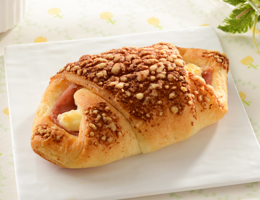 なめらか食感!チーズクリームのハムデニッシュ