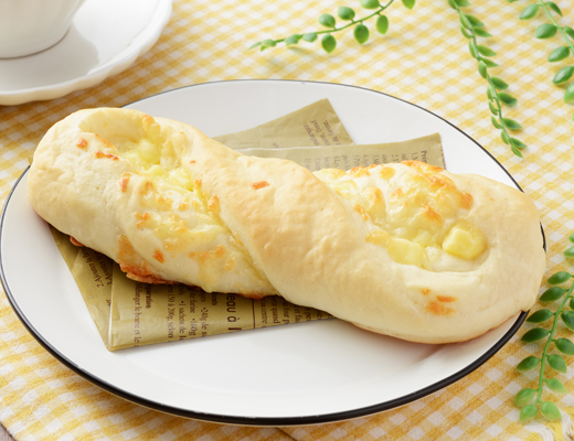 角切りチーズのもっちりパン