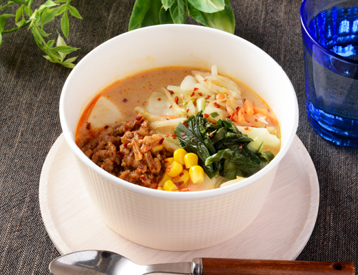 豆腐を食べる!野菜入り辛味噌