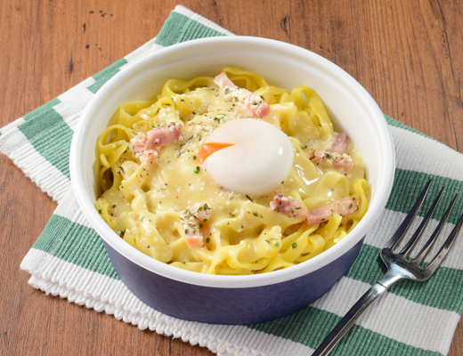 Pasta Kitchenお墨付き 生パスタカルボナーラ ローソン公式サイト