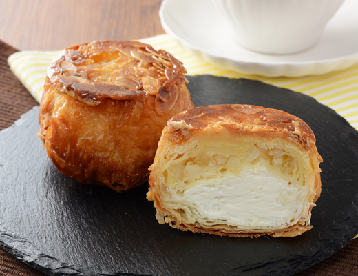 クイニーアマン レモン&チーズクリーム