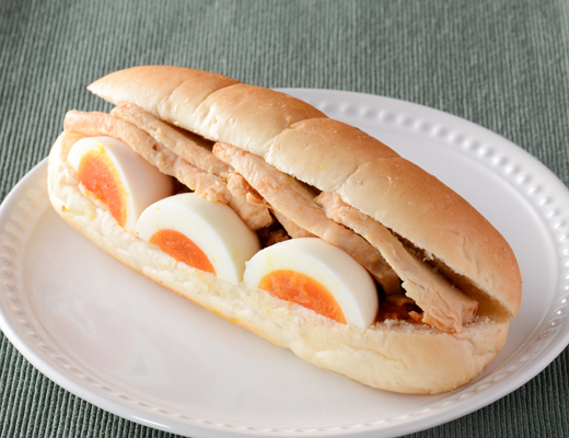 たんぱく質が摂れる　チキン＆たまご