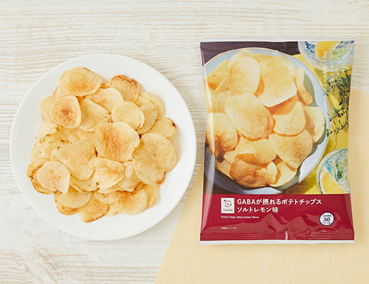 GABAが摂れるポテトチップス　ソルトレモン味