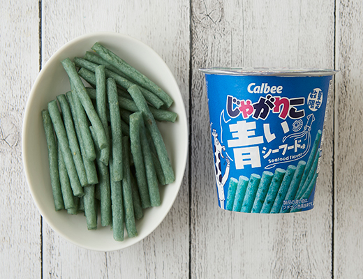 カルビー　青いじゃがりこ　シーフード味