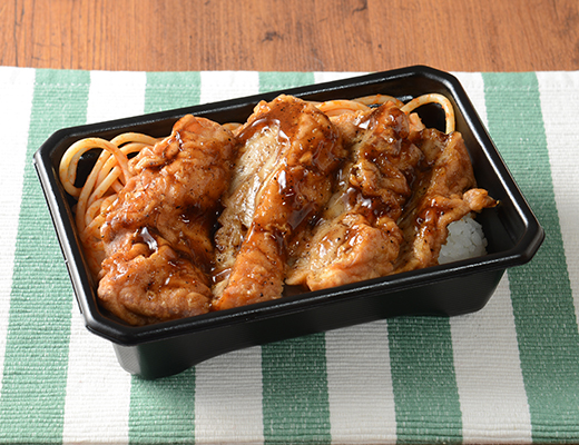 おかズドン！黒胡椒にんにくだれ鶏唐揚弁当
