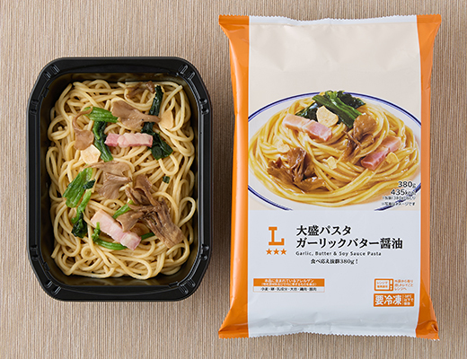 大盛パスタ　ガーリックバター醤油