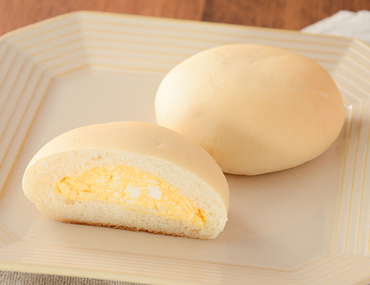 たまごサラダパン