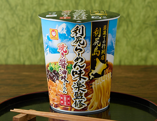 東洋水産　利尻らーめん味楽監修　焼き醤油味らーめん