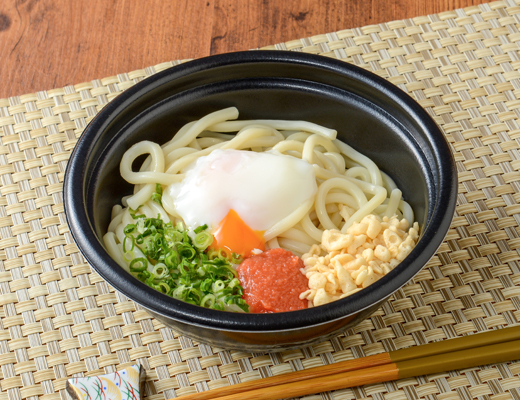 温・冷　気分で選べる！明太釜玉風うどん