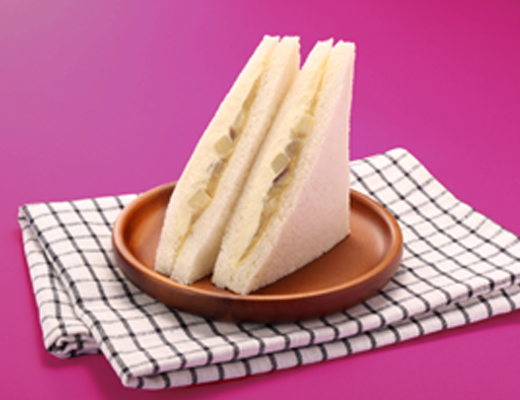 お芋クリームサンド