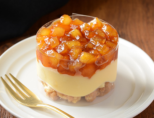 ザ・キャピトルホテル　東急　安里哲也シェフ監修　ザ・アップルクランブル