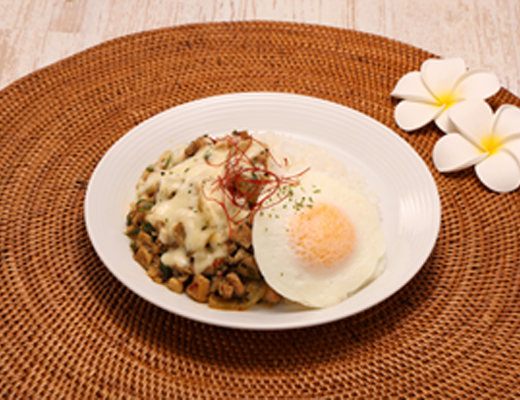 旨さ広がる！チーズガパオライス