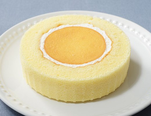 Uchi Caf&eacute;×CHEESEGARDEN監修　ベイクドチーズケーキ in プレミアムロールケーキ