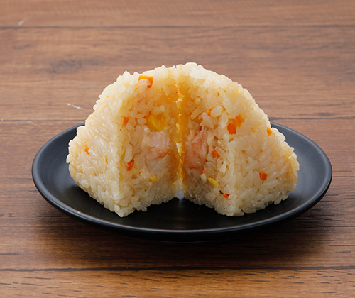 ウメダチーズラボ監修　チーズ海老ピラフ