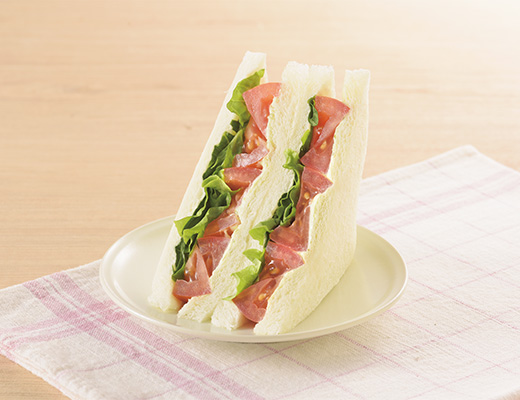 トマトとクリームチーズサンド